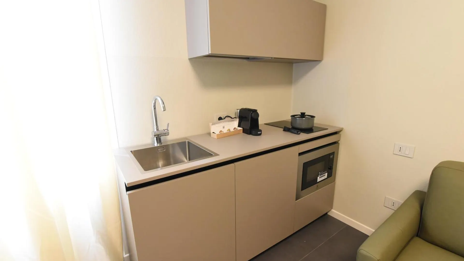 Guest house Rooms De' Carracci Bologna Italy
